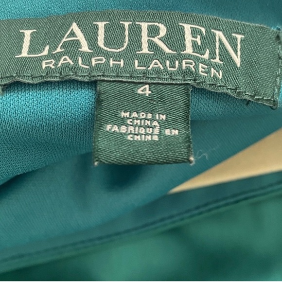 Ralph Lauren Emerald Off Shoulder Midi Dress
Size 4 - Picture 3 of 5